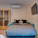 Exclusive 2bedrm Aircon 200m Apartment Costa Adeje (Tenerife)