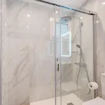 Apartment Exclusive 2bedrm Aircon 200m *