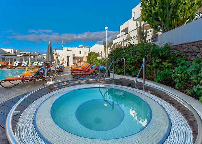 Exclusive 2bedrm Aircon 200m Appartamento *