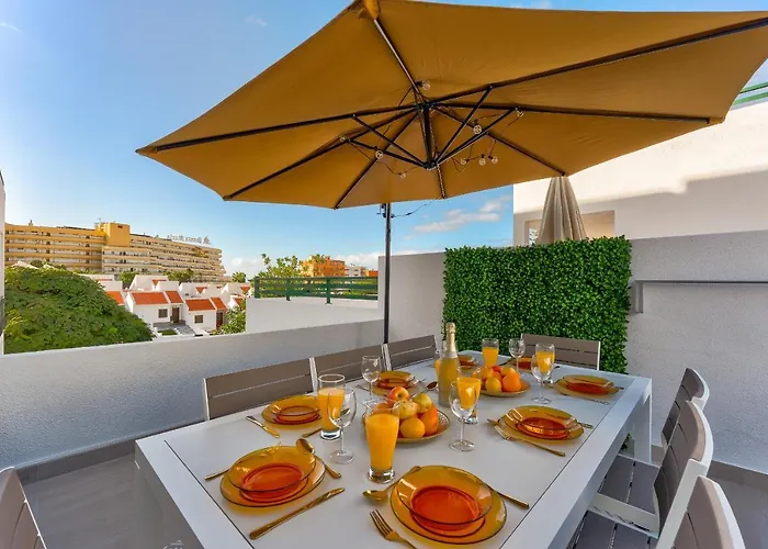 Exclusive 2bedrm Aircon 200m Costa Adeje (Tenerife)