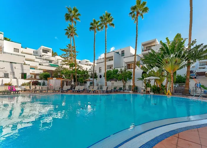 Exclusive 2bedrm Aircon 200m Appartamento