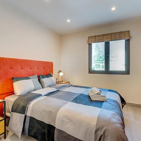 Exclusive 2bedrm Aircon 200m Lejlighed Costa Adeje (Tenerife)